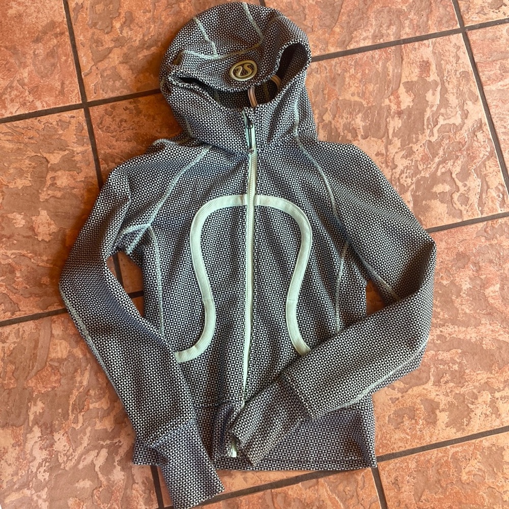 Lululemon Scuba zip up
